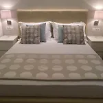 Sea Breeze Апартаменты