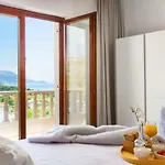 Sea Breeze Апартаменты *