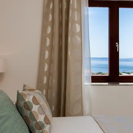 Apartment Sea Breeze