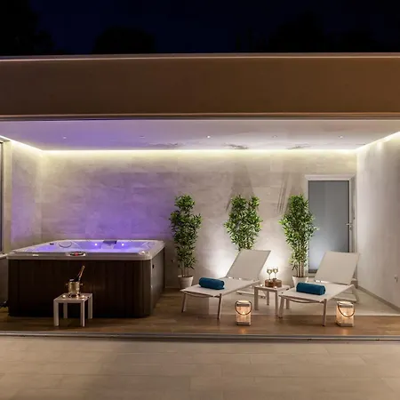 Apartment Sea Breeze